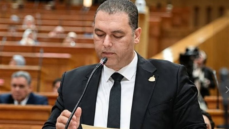 النائب محمد منير