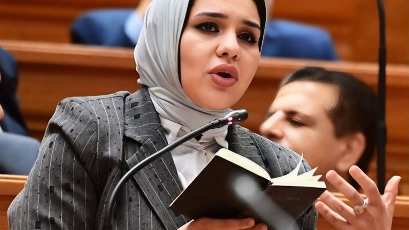 النائبة راوية مختار