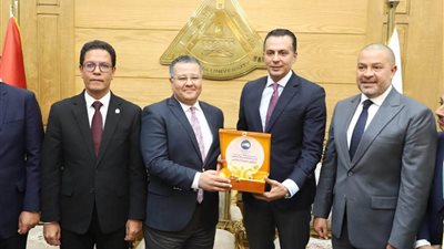 «مستقبل وطن» يوفر مستلزمات وأدوية للمستشفى الجامعي ببنها بـ2 مليون جنيه