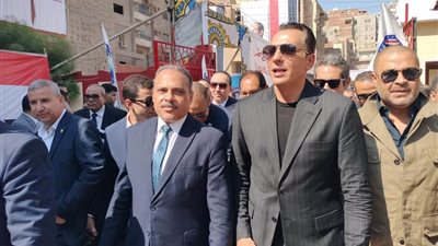 النائب أحمد عبد الجواد يتفقد مدرسة الناصرية 