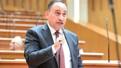  سؤال برلماني لمواجهة نزيف مياه الشرب ومنع استخدامها في رش الشوارع 