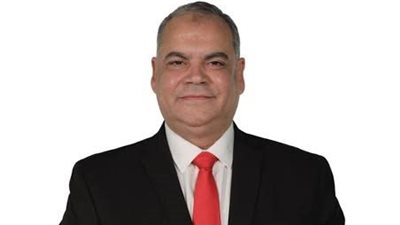 النائب محمود الشيخ يتابع تطوير مدرسة الشهيد وائل حيدر بالبساتين