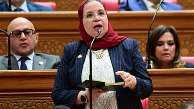 الدكتورة أمل عصفور،  