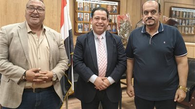 النائب إيهاب إمام يتابع ملفات الصحة بالقليوبية 
