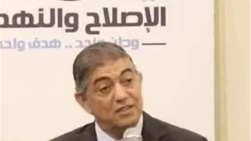 هشام عبد العزيز،