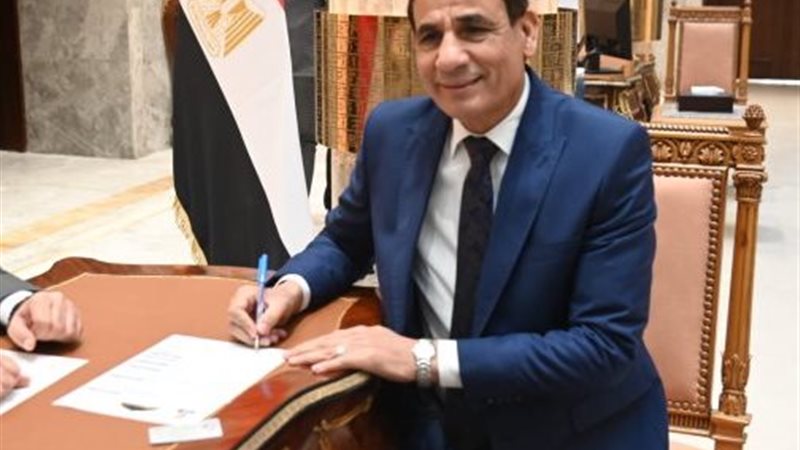 النائب محمد عبد العليم
