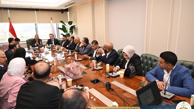 اللقاء
