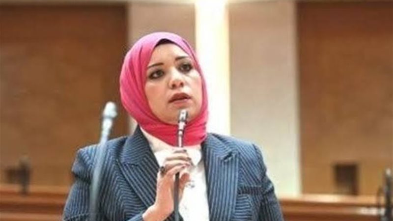 رهام فاروق رئيسًا