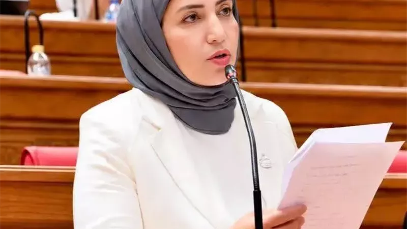 النائبة بثينة أبو